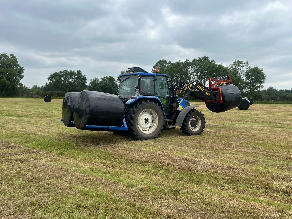 Dowd Double Bale Handler
